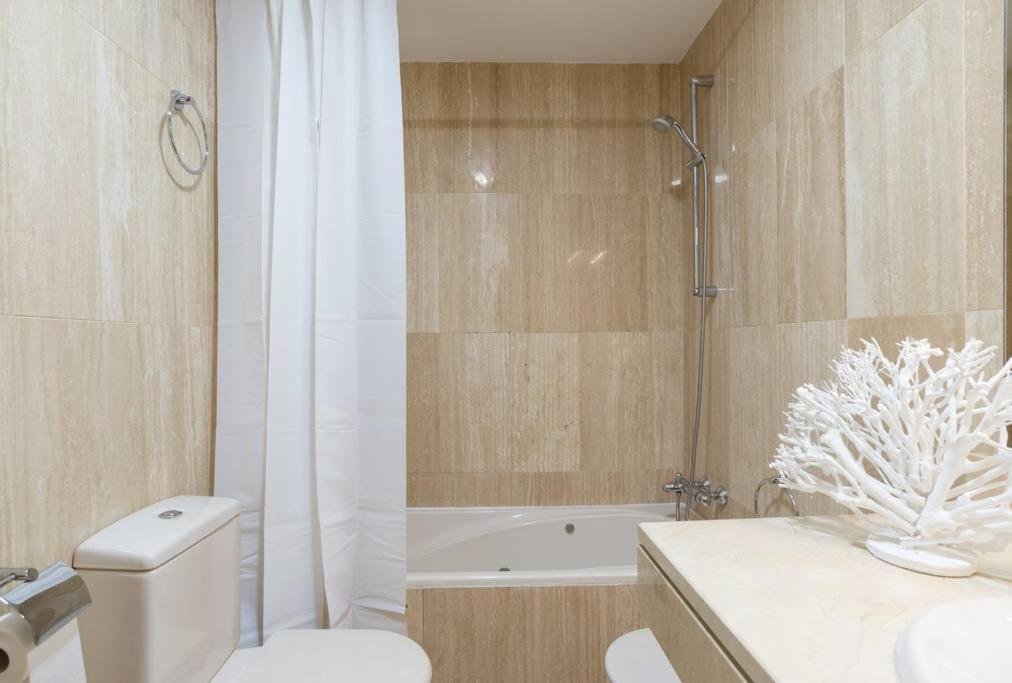Apartamento Top Vistas Al Mar Appartamento Málaga Esterno foto