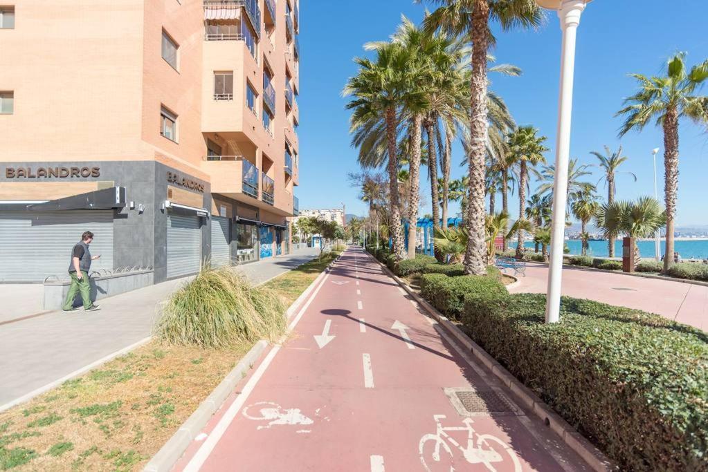Apartamento Top Vistas Al Mar Appartamento Málaga Esterno foto